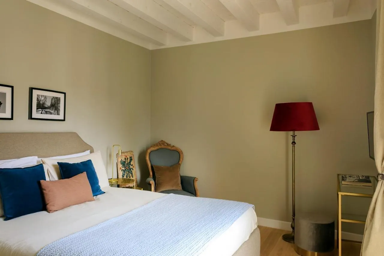 Sui Tetti Di Balarm Boutique Rooms Palermo Itálie